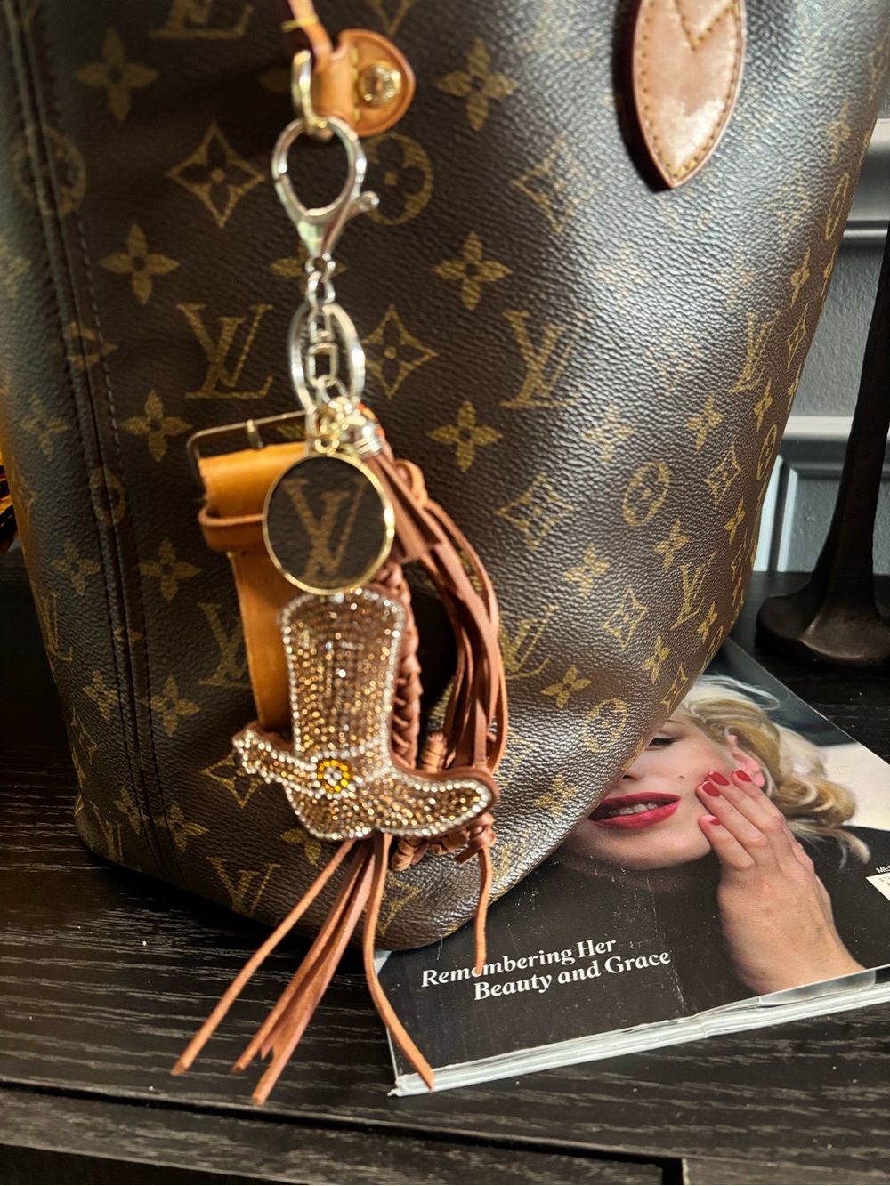 Louis Vuitton Bag Charm, Leather strap, LV monogram disc, Western Boot & Tassels - Picture 2 of 2